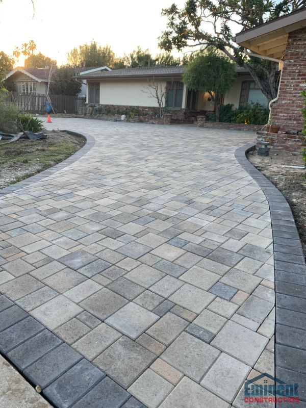 Driveway Pavers in Woodland Hills, CA